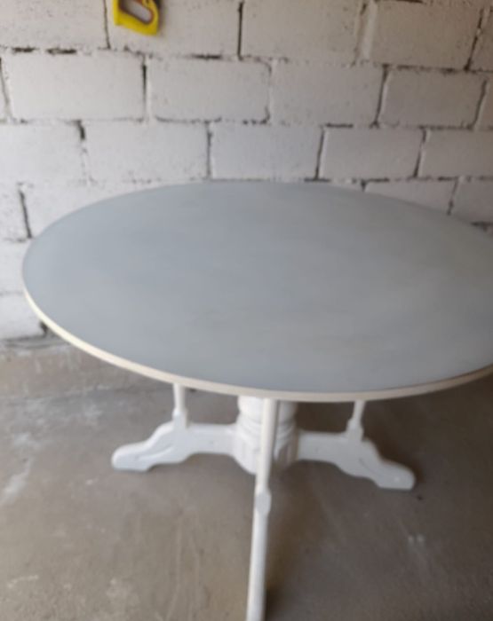 Стол кухонный продам