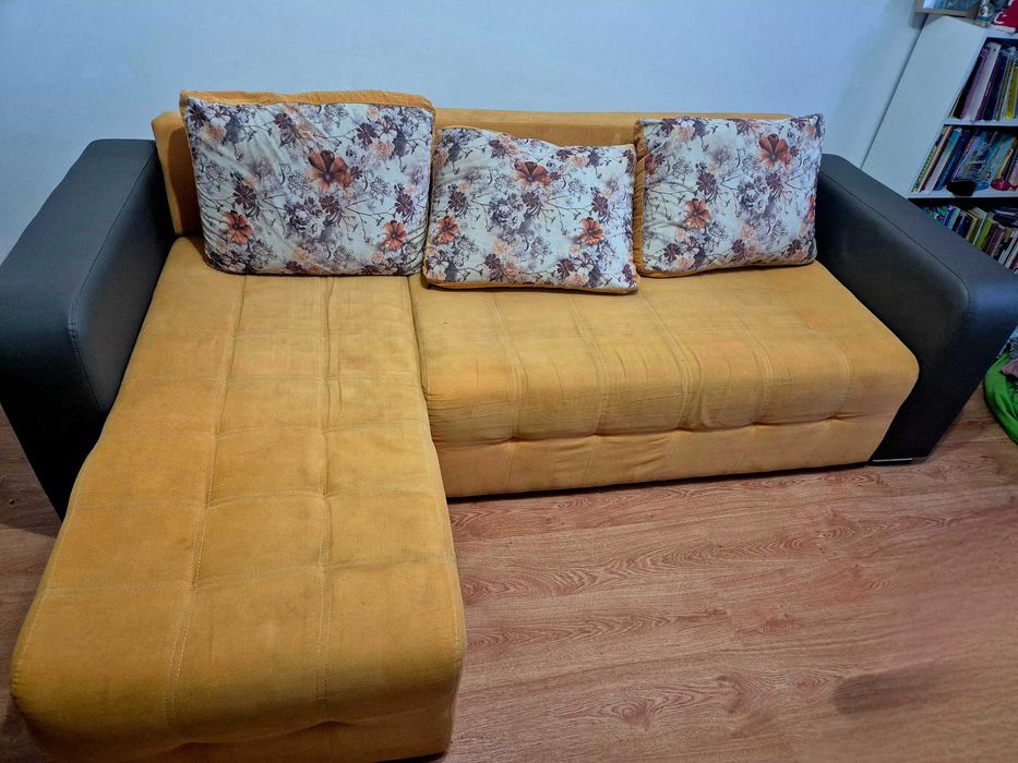 Vand urgent! Canapea