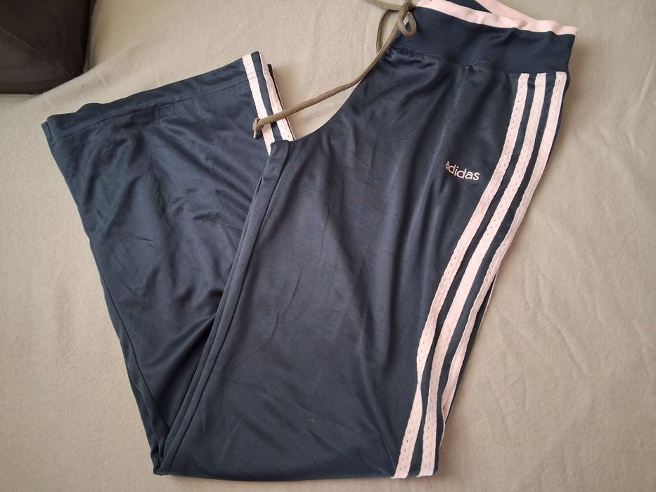 ADIDAS долници S,M,L