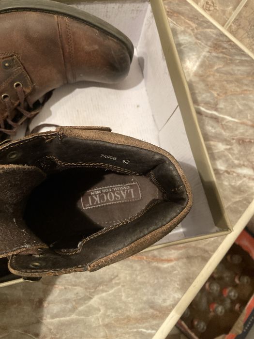 Ghete din piele Lasocki marimea 42-43