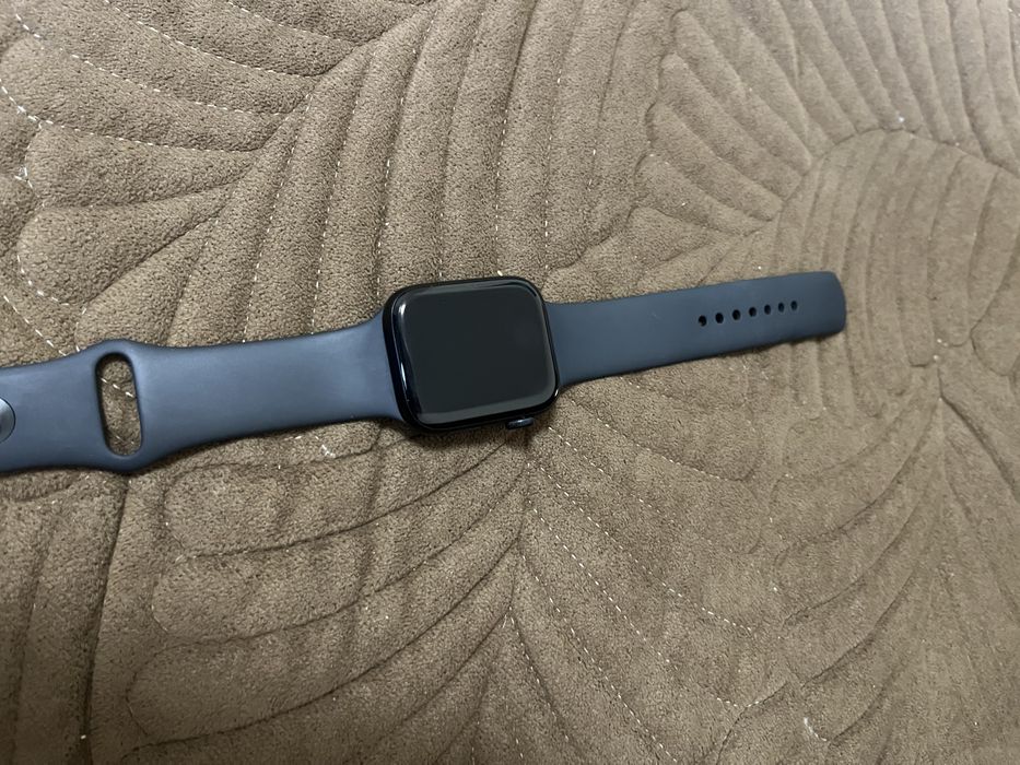 Apple Watch se 3 gen 44 mm 64 gb