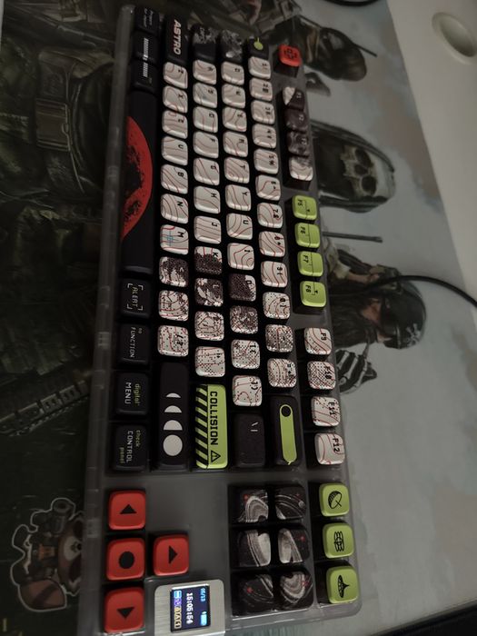 QwertyKey astro tastatura