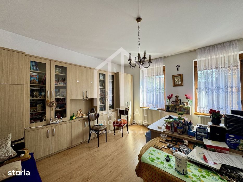Casa individuala cu 5 camere, 165mp utili, 545mp teren - Lupeni