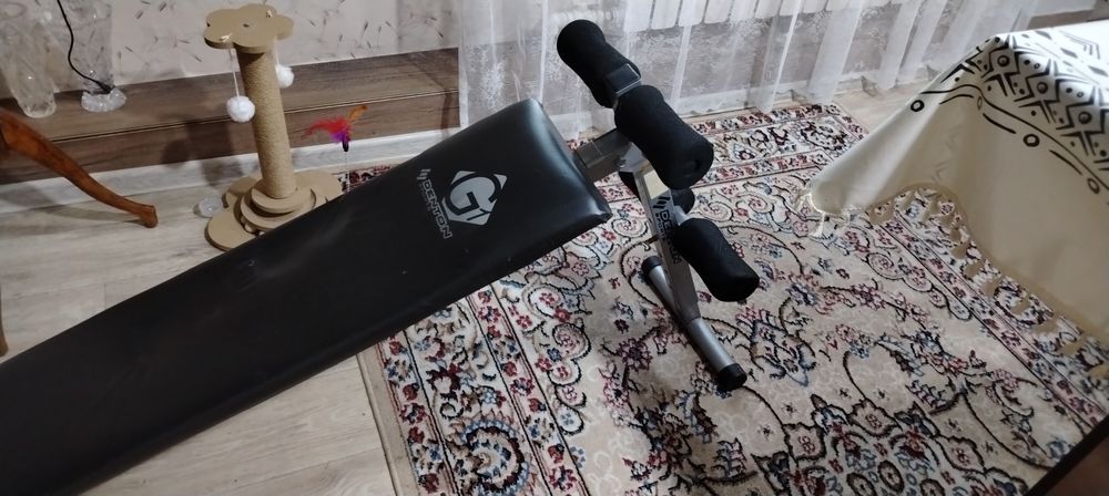 Скомья для пресс