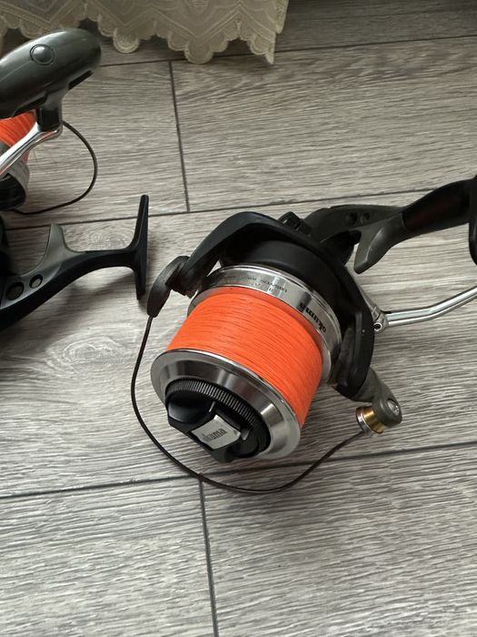 2 mulinete okuma Dci 80 impecabile