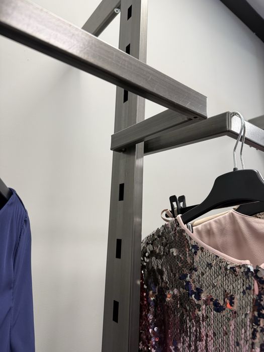 Vand Rafturi / Suport haine / imbracaminte magazin