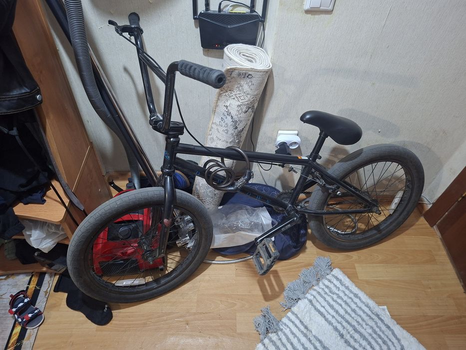 Продам велосипед BMX  оригинал