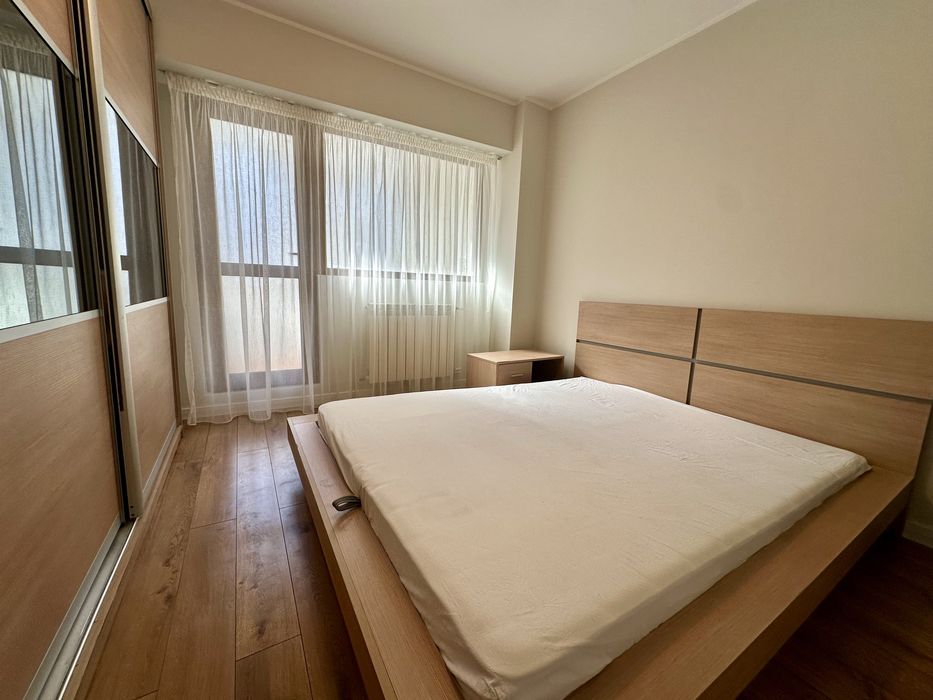 Inchiriez apartament 2 camere Micro18