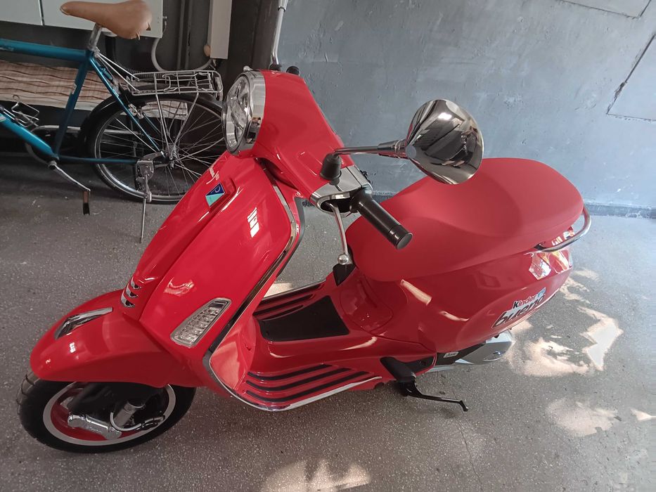 Scuter Vespa Primavera 125 Red (NOU)