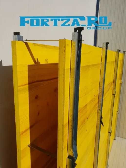 Sistem de cofrare tip Doka cu panouri din lemn