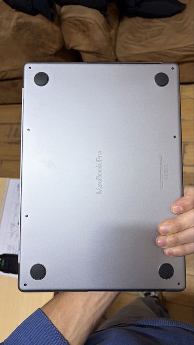 Macbook pro 14 m1 pro 14 16/512