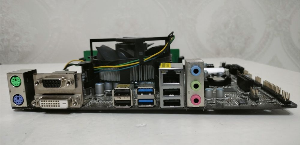 материнская плата asrock b75-dgs