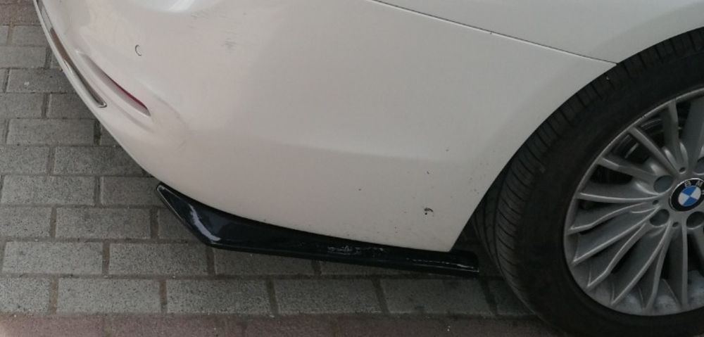 Extensii coltare lip bara spate BMW Seria 5 F10 F11 negru lucios