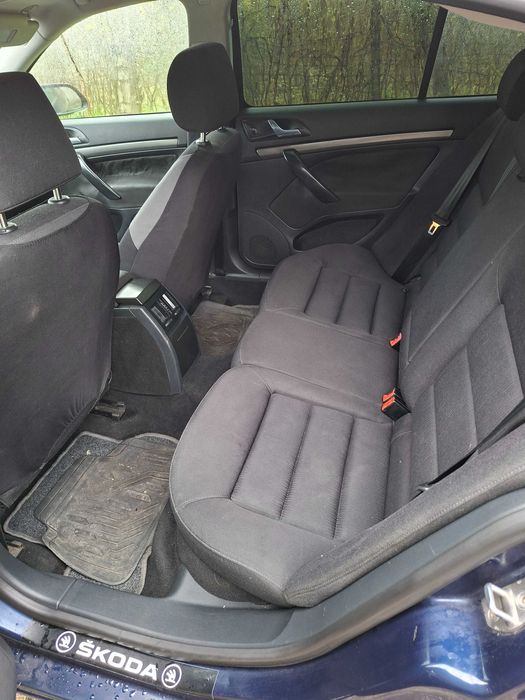 Vând Skoda Octavia 2 - 1,6/8v/102cp - 2005 - benzina si GPL