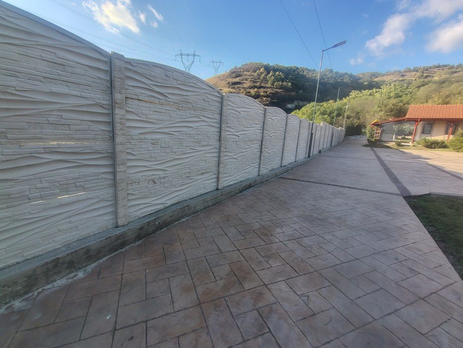 Garduri beton sau metal diferite modele