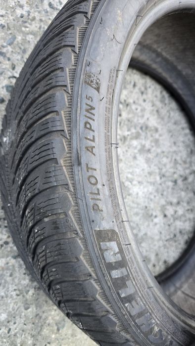 Anvelope iarna 255 40 20