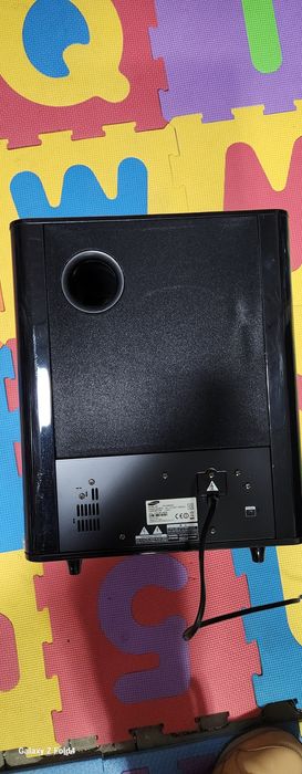 Soundbar Samsung cu  telecomandă