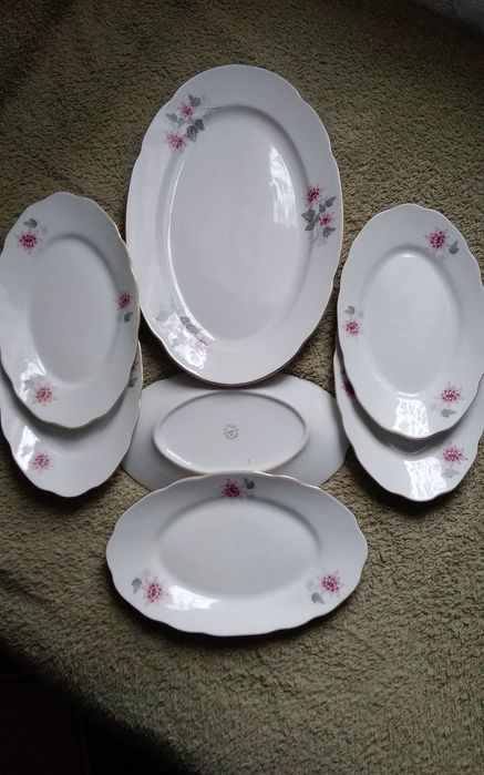 фруктиера и лот от посуда