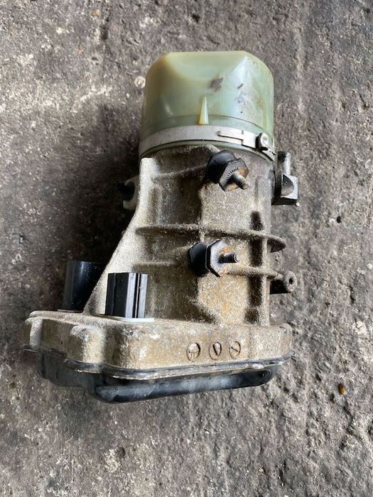 Pompa Servodirectie Volvo XC60 XC70 S60 S70 S80 V70 2014+ 31340205