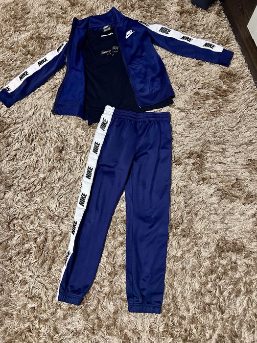 Trening Nike + tricou Tommy Hilfiger m 122.