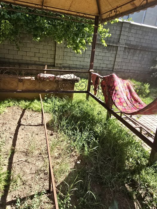 Продам тапчан 2.5 на 4 метра