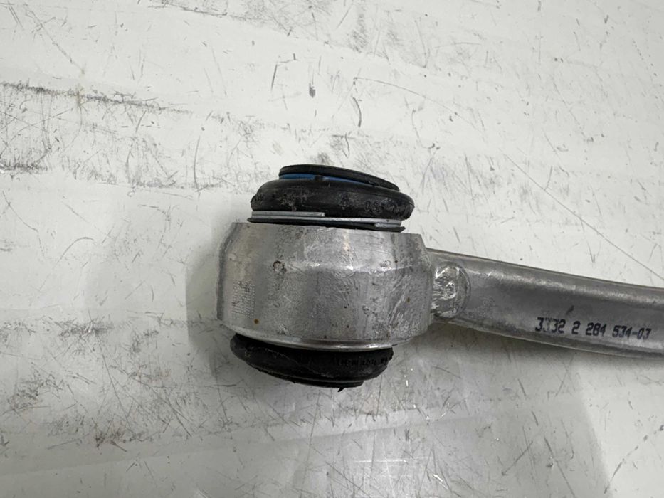 Заден ляв долен носач / Заден десен долен носач БМВ М2 М3 М4