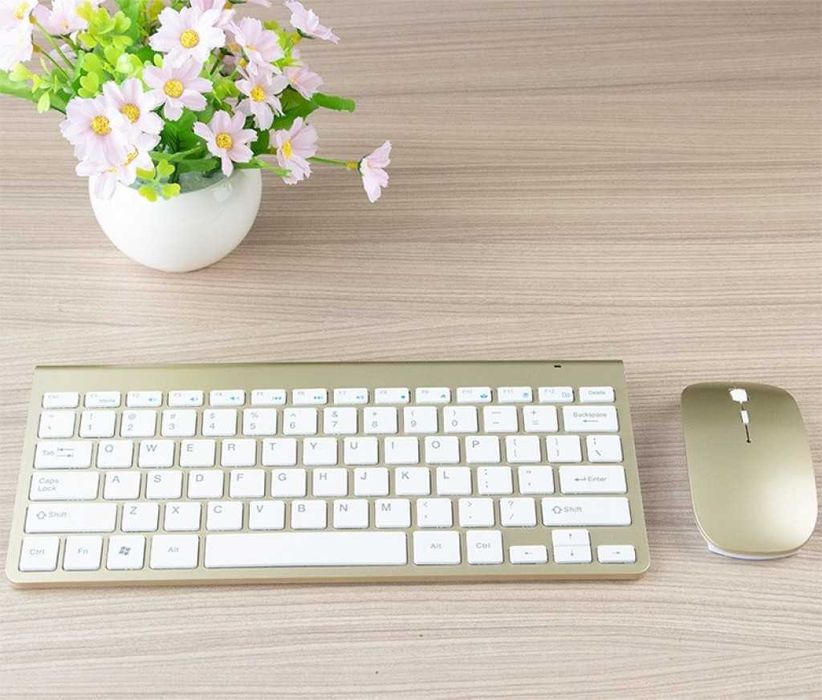 Ултра тънка Wireless клавиатура и оптична мишка за компютър KMT2