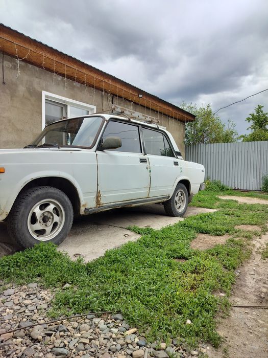 Продам ВАЗ2105,на ходу.