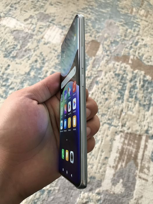 Продам redmi note 14pro plus 256gb