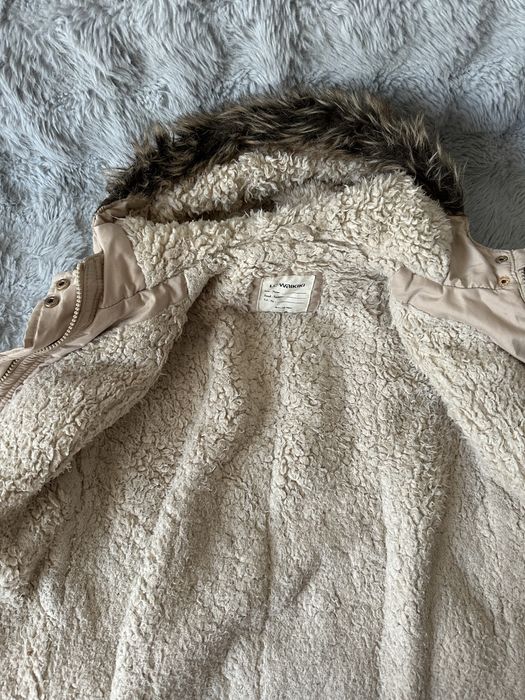 Куртка на девчоку 6-7 лет