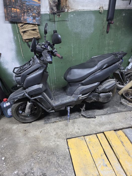 Продам скутер Танк