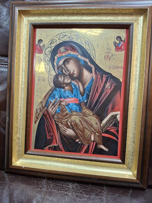 Старинна икона Дева Мария!
