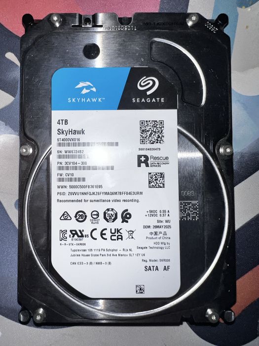 SkyHawk hdd 4TB nou