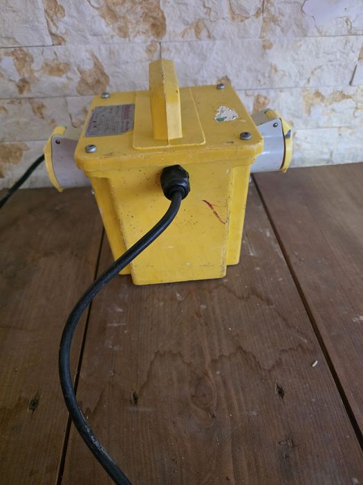 Transformator 110v, 2 kva