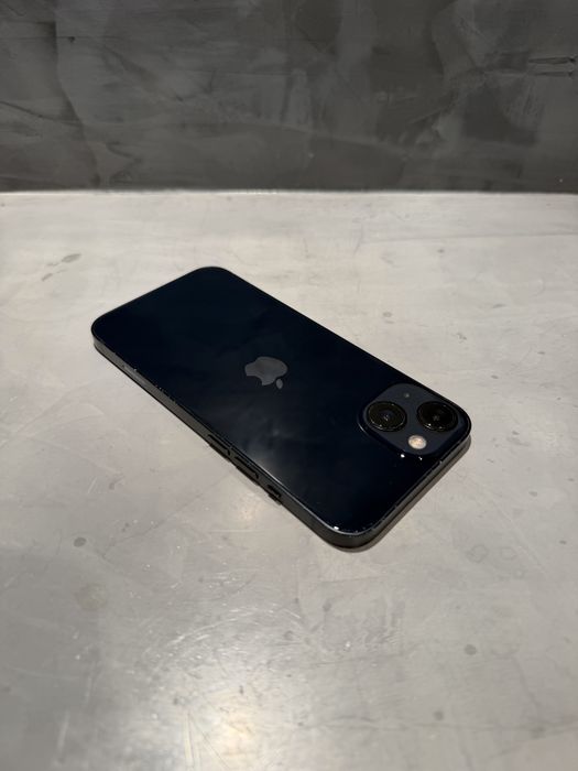 КАТО НОВ Iphone 13 Midnight 128 GB