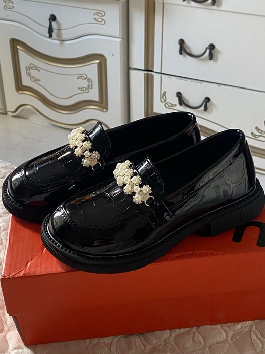 Обуви новые и б/у( 1-2р одевала)