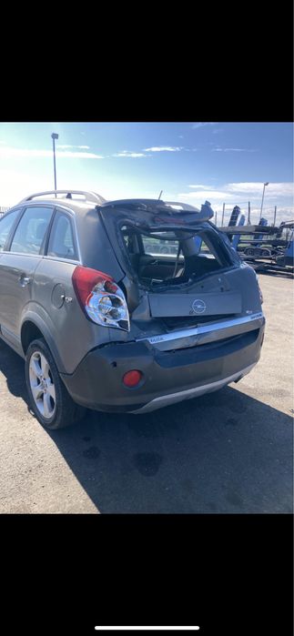 Opel antara на части