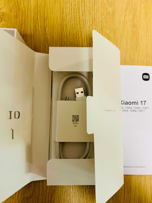 ЧИСТО НОВ !!! Xiaomi 17, 12GB RAM, 256GB, 5G, Black, ЗОРА