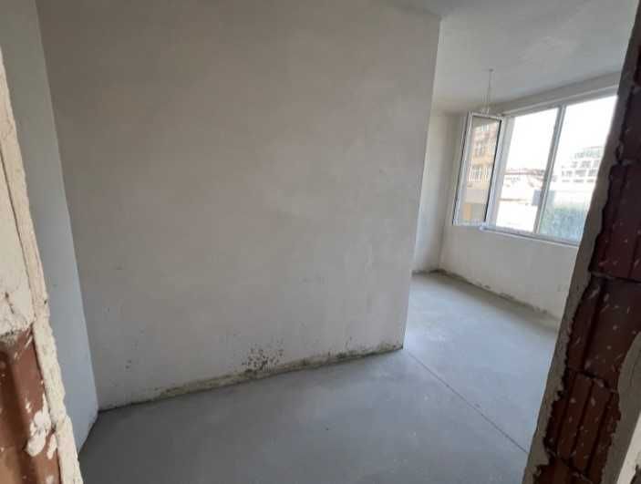 Продава се Тристаен апартамент в София, Изток - 98 кв.м за 2296 €/кв.м - Снимка #2