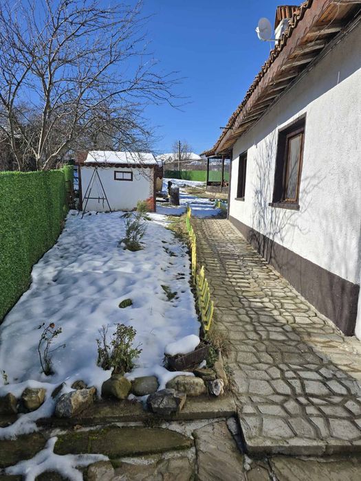 Продава се Къща в с. Изгрев, Област Сливен - 200 кв.м за 745 €/кв.м - Снимка #2