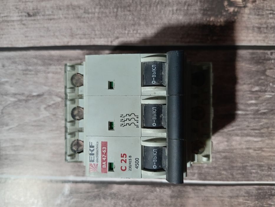 Продам автомат с25