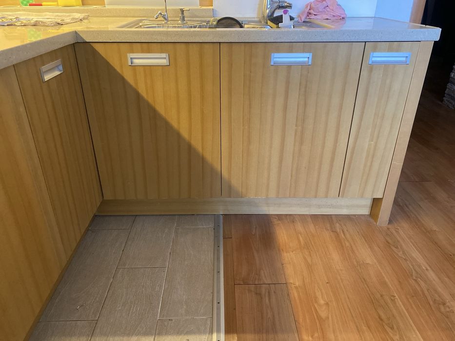 Продам кухонную мебель