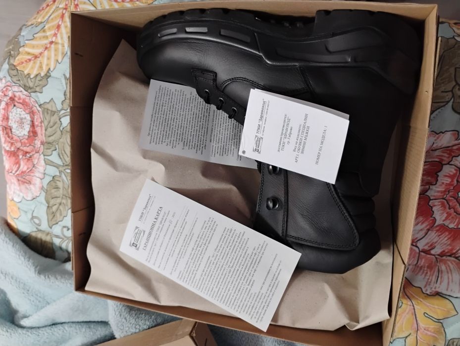 кубинки военни обувки боти кожени обувки половинки