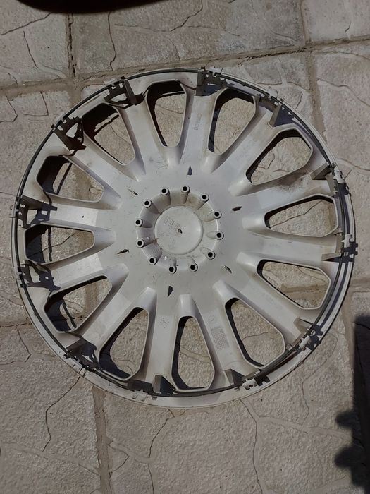 Capac roți R 15'', original Ford Fiesta 2016