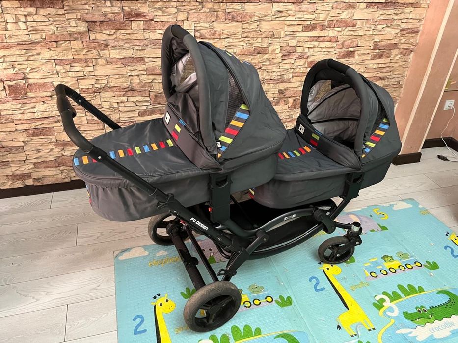 Продам коляску для двойни