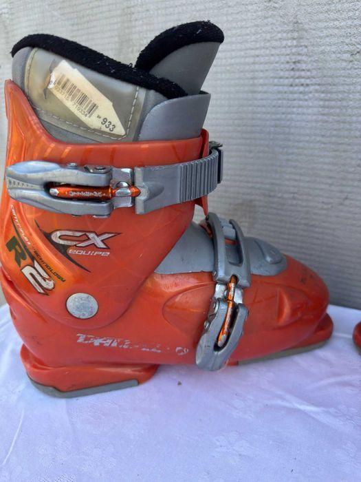 Clapari ski schi Dalbello D2 marime Eur:35 Mondo:22