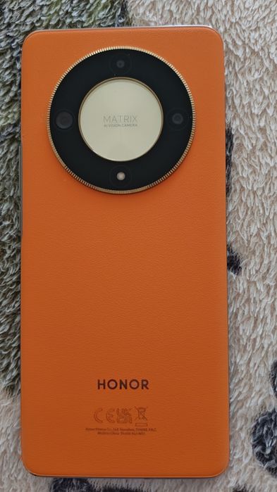 Продам телефон Honor