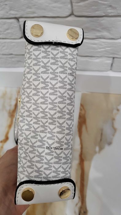 Мини дамска чанта Michael Kors