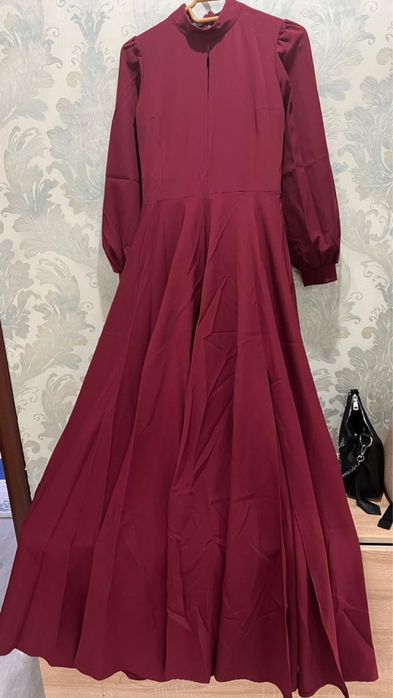 платье вещи, состояние хорошее