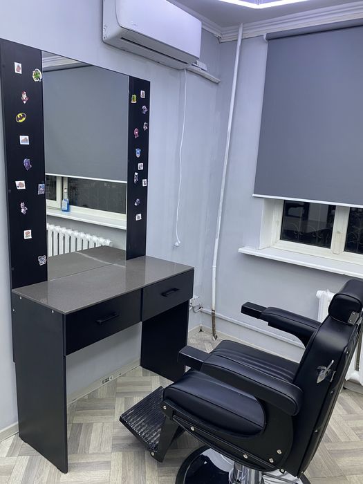 Продам барбер кресло 4, 3 шкафчик